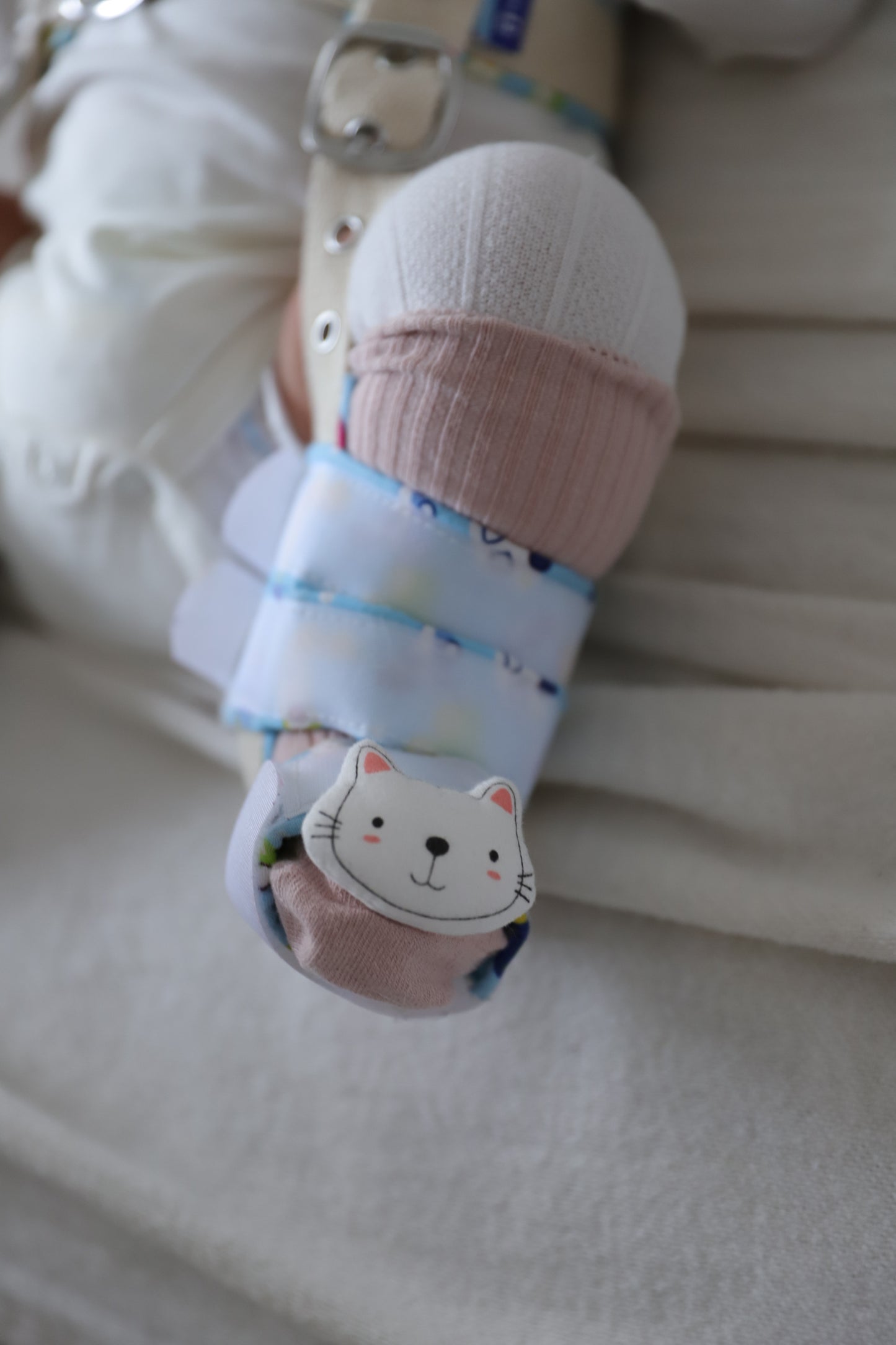 Calcetines con monitos image 2